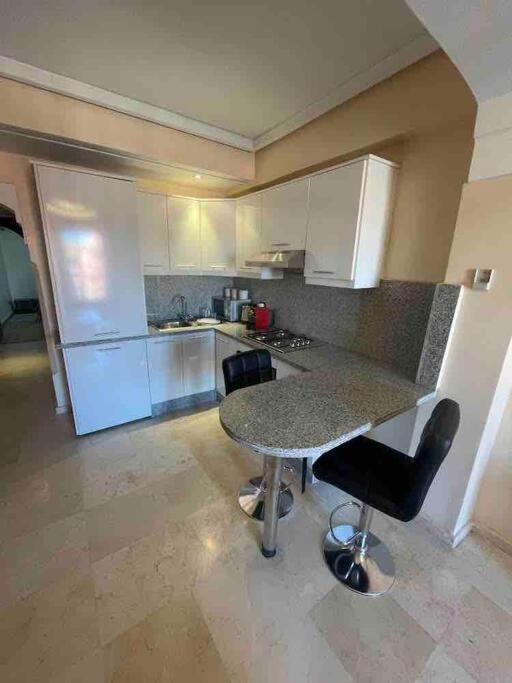 Appartement Gueliz Marrakesh Exteriör bild